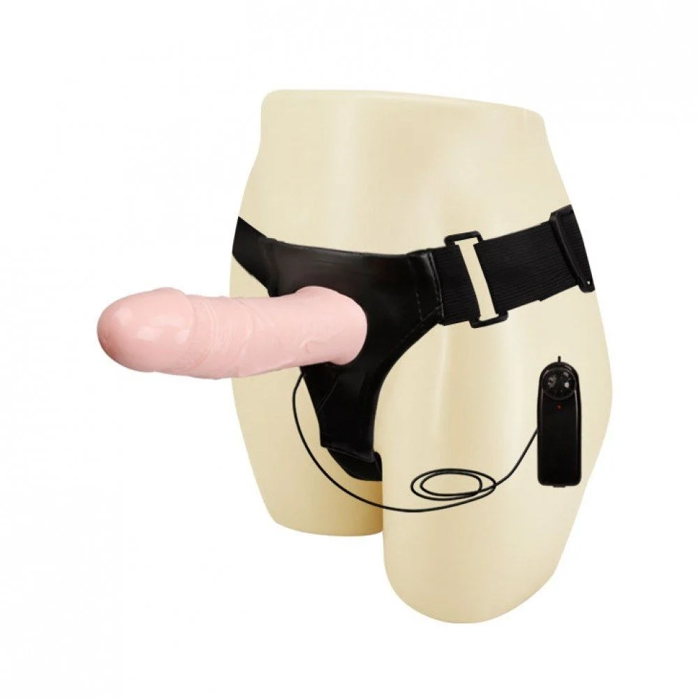 Cinta Peniana com Pênis Oco Vibrador Multivelocidade - Image 4